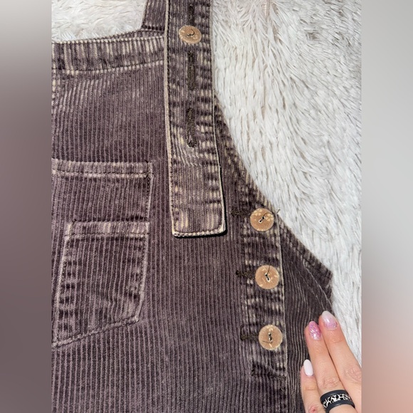 Easel Mineral Washed Corduroy Overalls - Picture 5 of 7